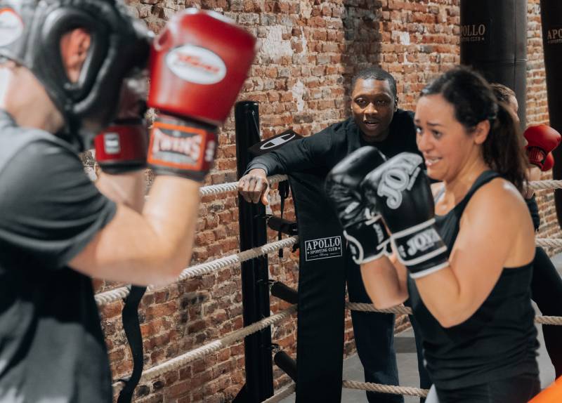 Pourquoi inscrire son adolescent à un cours de boxe à Lille est une excellente idée de développement personnel
