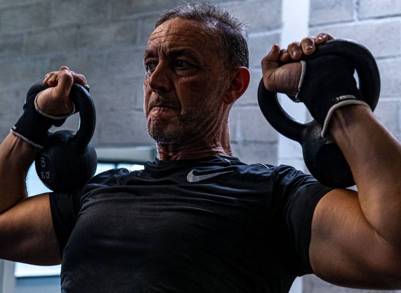 Comment inviter un proche à une séance de boxe à Lille peut renforcer votre motivation et vos résultats