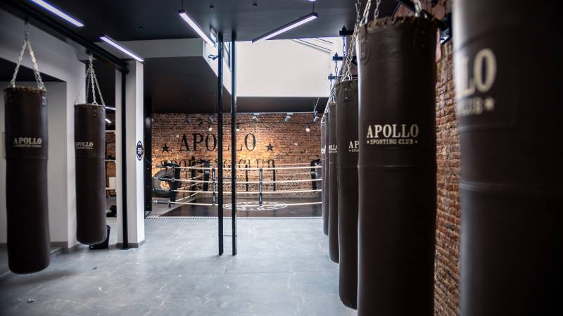 Découvrez notre salle de boxe vintage dans le vieux Lille, disponible à la location